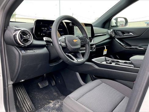 New 2026 Chevrolet Equinox LT image 7