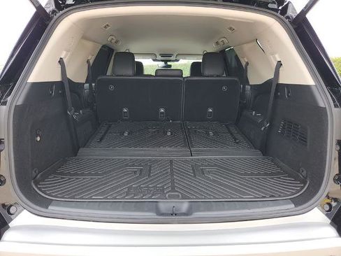Certified 2025 Nissan Pathfinder SL AWD/4WD image 13