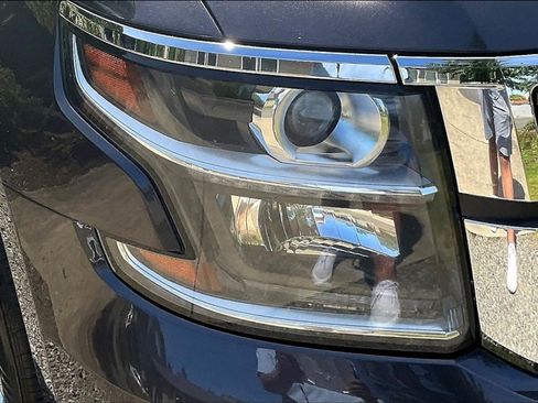 Used 2015 Chevrolet Tahoe LTZ AWD/4WD image 30