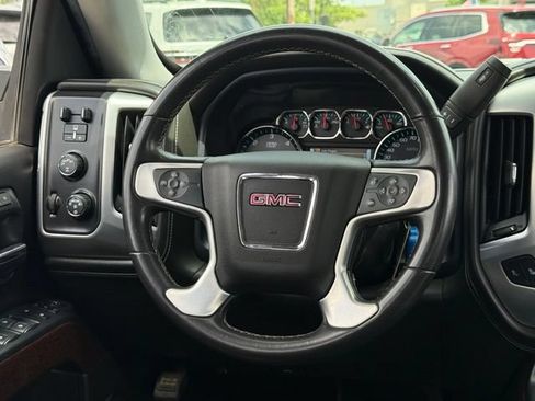 Used 2018 GMC Sierra 1500 SLT w/ SLT Premium Package AWD/4WD image 7