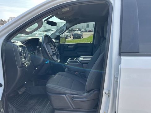 Used 2021 GMC Sierra 1500 4x4 Crew Cab w/ Sierra Value Package image 6