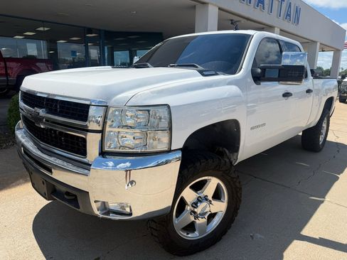 Used 2007 Chevrolet Silverado 2500 LT w/ 2LT Convenience Package RWD image 9
