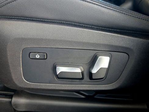 Used 2019 BMW X3 xDrive30i w/ Driving Assistance Package AWD/4WD image 16