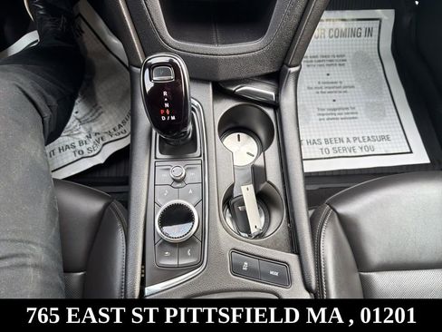 Used 2024 Cadillac XT6 Sport w/ Technology Package image 30