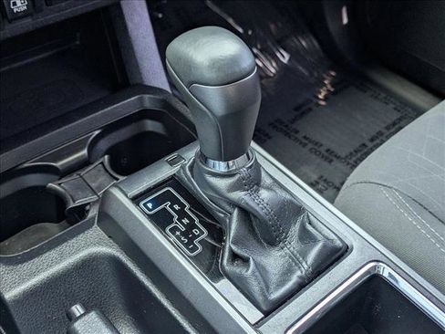 Used 2019 Toyota Tacoma TRD Off-Road w/ Technology Package RWD image 12
