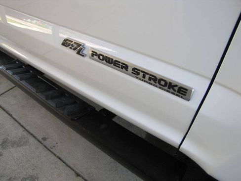 Used 2022 Ford F250 XLT w/ XLT Value Package AWD/4WD image 25