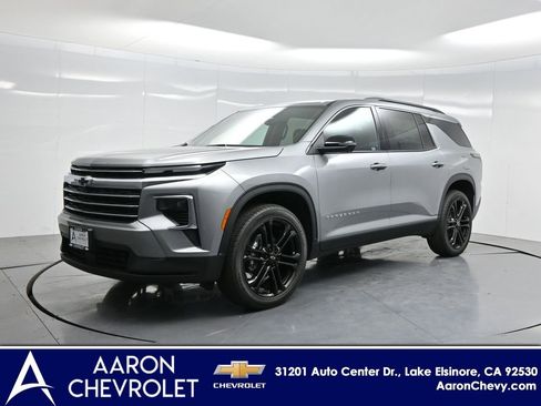 New 2026 Chevrolet Traverse LT w/ Driver Confidence Package image 1