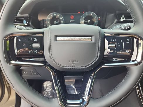 Used 2026 Land Rover Range Rover Velar Dynamic SE AWD/4WD image 18
