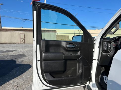 Used 2023 GMC Sierra 1500 Pro w/ Pro Value Package AWD/4WD image 15