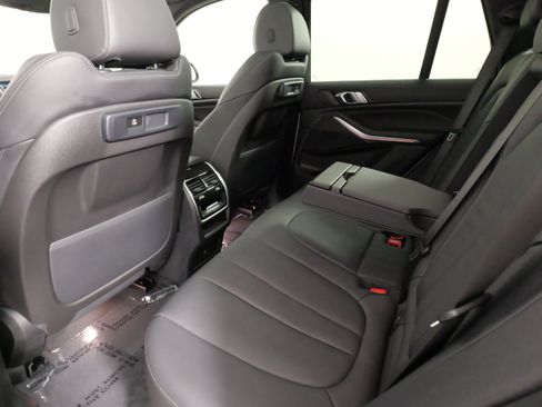 Used 2022 BMW X5 xDrive45e w/ Parking Assistance Package AWD/4WD image 35