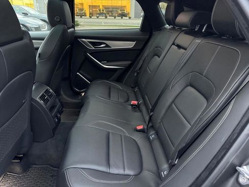 Used 2025 Jaguar F-PACE R-Dynamic S image 7