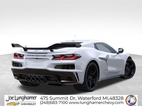 New 2026 Chevrolet Corvette Z06 w/ Z07 Performance Package RWD image 4