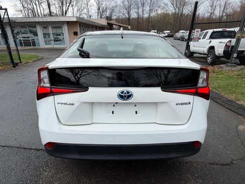 Used 2022 Toyota Prius LE image 6