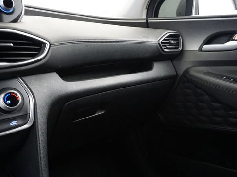 Used 2019 Hyundai Santa Fe SE image 35