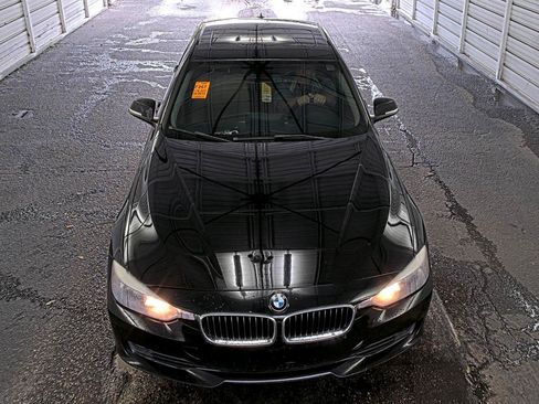 Used 2015 BMW 320i Sedan RWD image 2