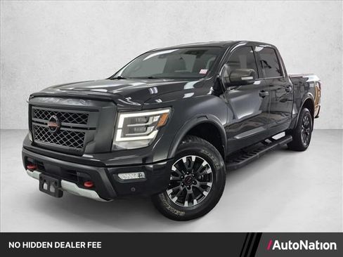 Used 2022 Nissan Titan PRO-4X w/ Pro-4x Convenience Package AWD/4WD image 1