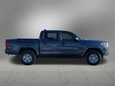 Used 2020 Toyota Tacoma SR image 7