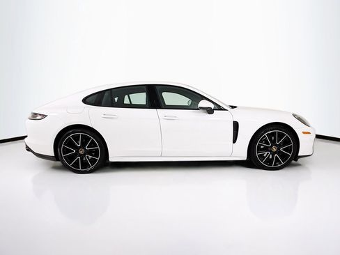 Certified 2022 Porsche Panamera 4 Platinum Edition AWD/4WD image 8