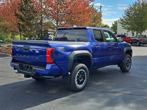 New 2025 Toyota Tacoma TRD Off-Road image 2