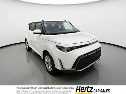 Used 2025 Kia Soul LX w/ LX Technology Package