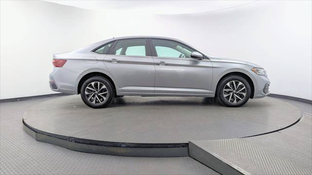 Used 2024 Volkswagen Jetta S FWD image 9