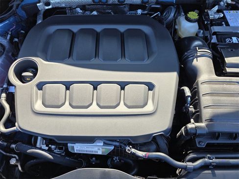 New 2026 Volkswagen Tiguan SE image 19