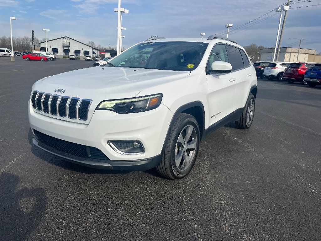Used 2020 Jeep Cherokee Limited w/ Luxury Group AWD/4WD image 3