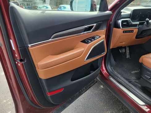 Certified 2024 Kia Telluride SX Prestige X-Line AWD/4WD image 7