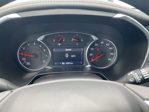 Used 2025 Chevrolet Blazer LT w/ Blazer LT Plus Package AWD/4WD image 8