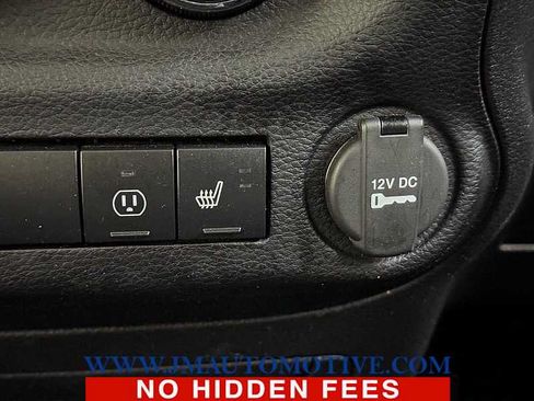 Used 2013 Jeep Wrangler Unlimited Sahara w/ Dual Top Group AWD/4WD image 27