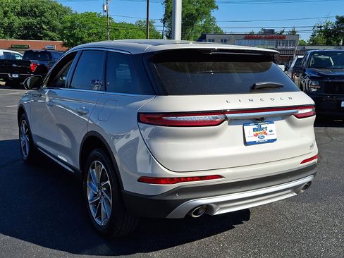 Used 2023 Lincoln Corsair AWD w/ Equipment Group 101A image 4