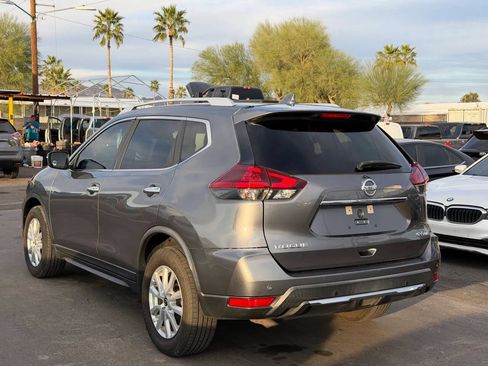 Used 2019 Nissan Rogue SV AWD/4WD image 5