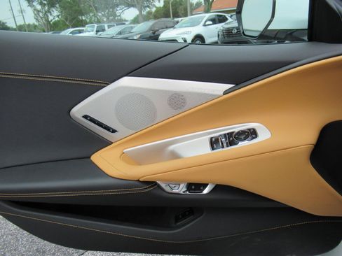 Used 2020 Chevrolet Corvette Stingray Preferred Cpe w/ 2LT Preferred Equipment Group RWD image 21