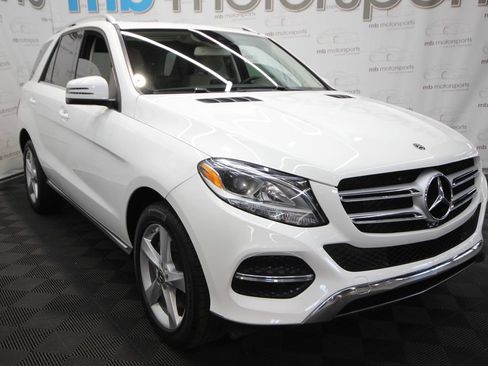 Used 2019 Mercedes-Benz GLE 400 4MATIC image 11