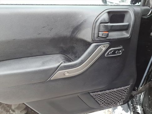 Used 2015 Jeep Wrangler Unlimited Sport w/ Quick Order Package 24S image 6