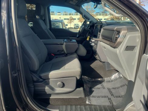 Certified 2025 Ford F150 XLT w/ Equipment Group 301A Standard image 19