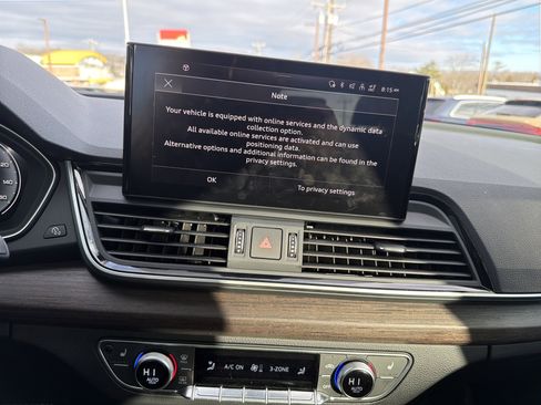 Certified 2025 Audi Q5 e Premium image 9