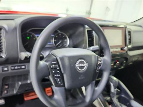 Used 2022 Nissan Frontier SV RWD image 19