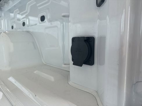 Used 2024 Chevrolet Silverado 1500 LT image 15