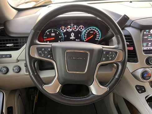 Used 2019 GMC Yukon Denali w/ Denali Ultimate Package image 11