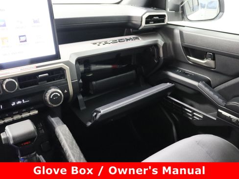 Used 2024 Toyota Tacoma TRD Sport image 22