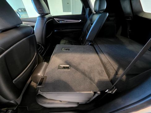 Used 2022 Cadillac XT5 Luxury FWD image 45