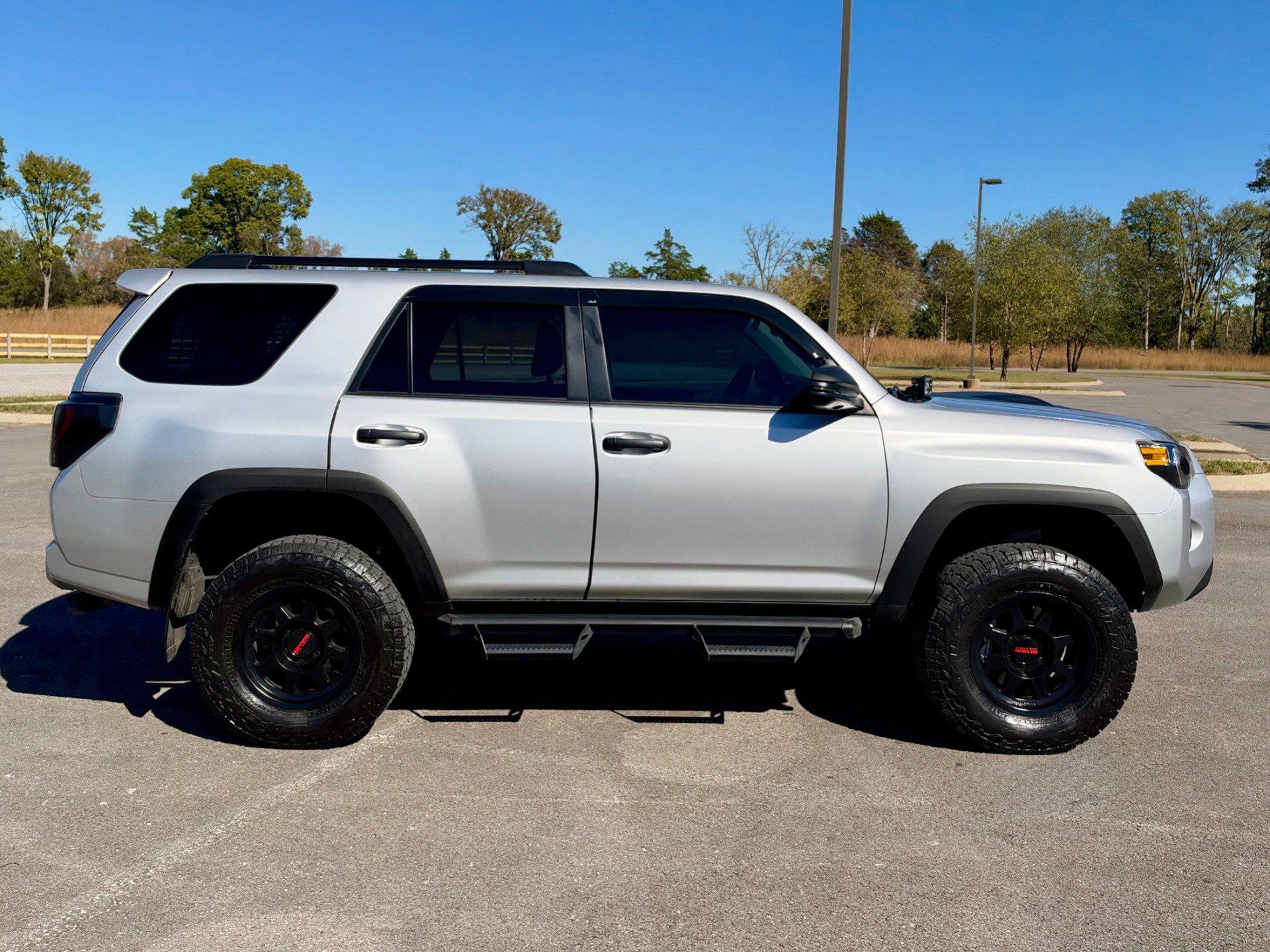 Used 2024 Toyota 4Runner TRD Off-Road Premium w/ Moonroof Package AWD/4WD image 6