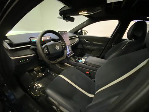 Used 2023 Fisker Ocean Extreme AWD/4WD image 14