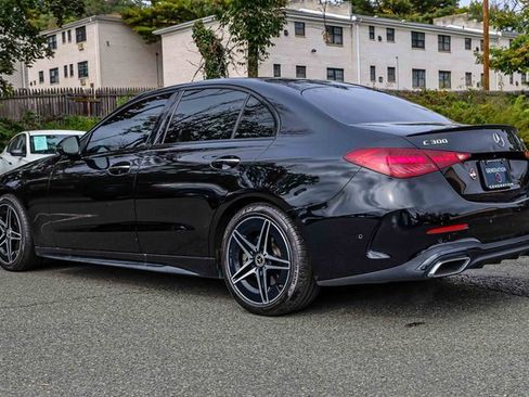 Used 2023 Mercedes-Benz C 300 4MATIC Sedan image 4