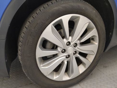 Used 2018 Buick Encore Preferred image 31