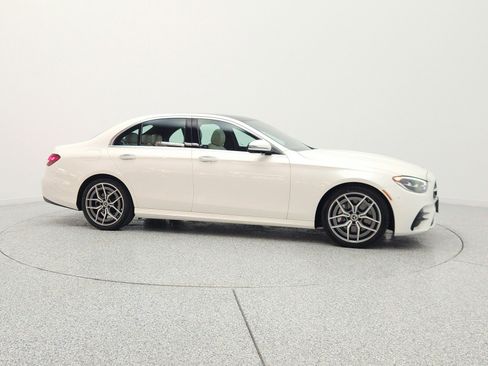 Used 2022 Mercedes-Benz E 350 Sedan w/ Driver Assistance Package image 4