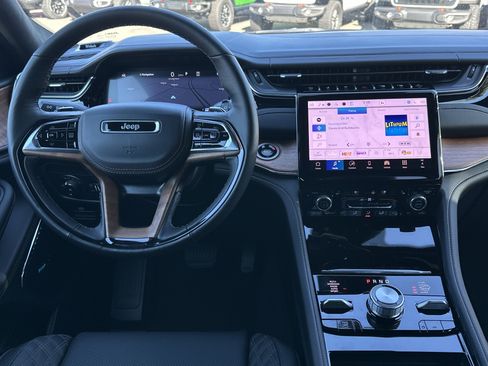 New 2025 Jeep Grand Cherokee L Summit image 9