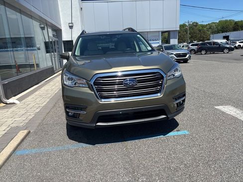 Used 2022 Subaru Ascent Limited w/ Technology Package AWD/4WD image 3