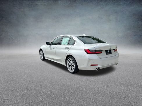 Used 2025 BMW 330i xDrive Sedan w/ Premium Package AWD/4WD image 7